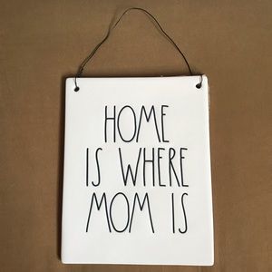 *SOLD* NWOT Rae Dunn Hanging Sign .’